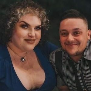 Meet your Posher, Liana